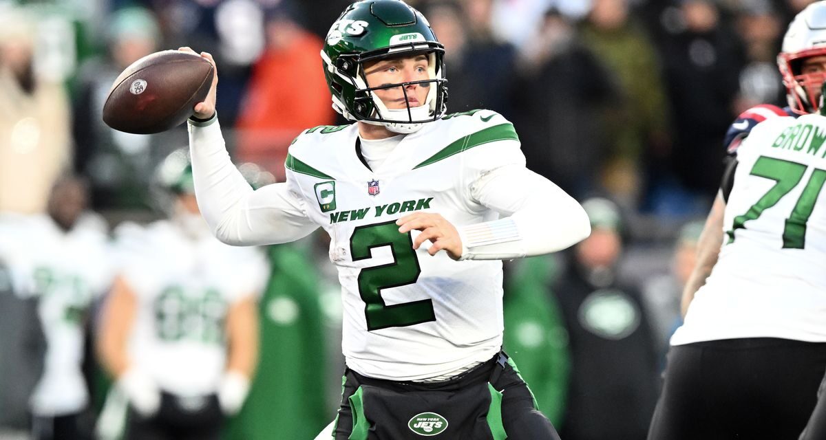 Jets sientan a Zach Wilson; Mike White será titular