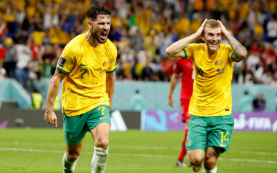 Australia ganó a Dinamarca y accedió a Octavos