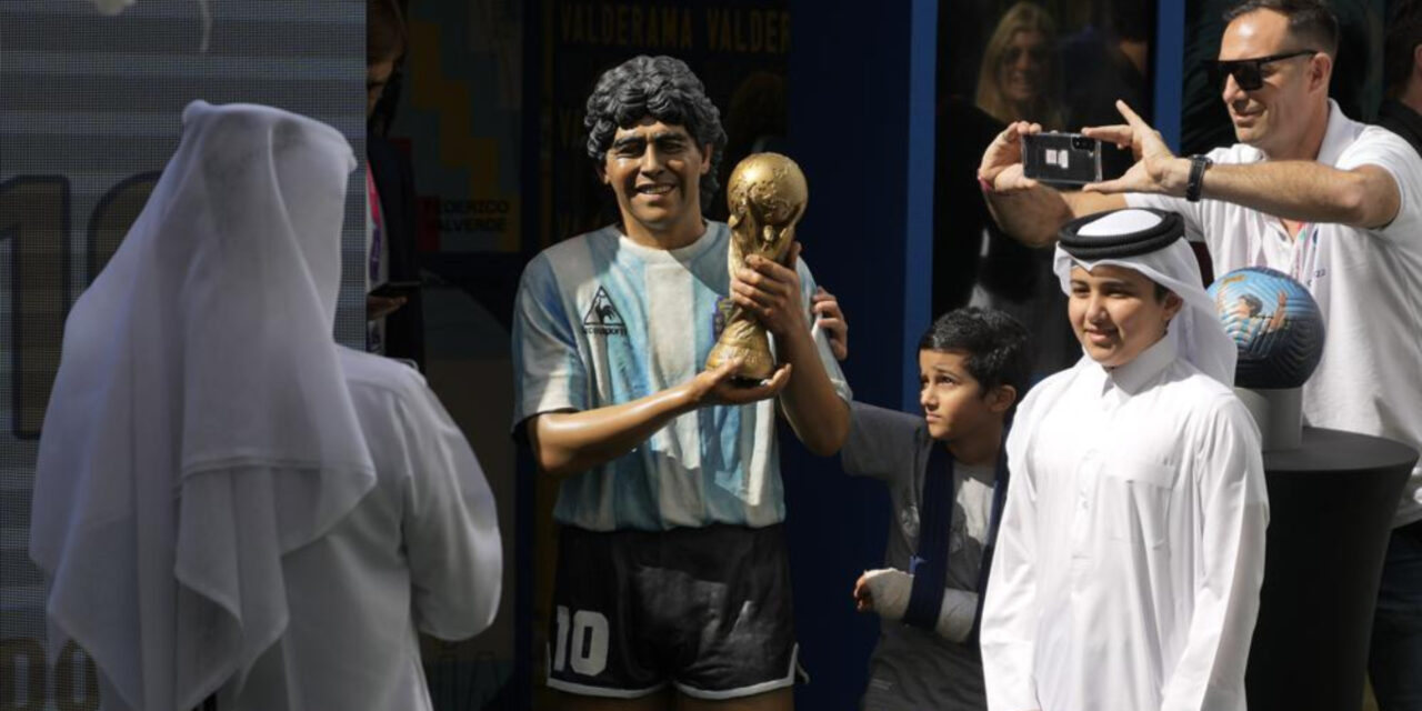 Nostalgia por Maradona invade primer Mundial tras su muerte