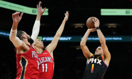 Con 58 puntos de Booker, Suns le dan la vuelta a Pelicans