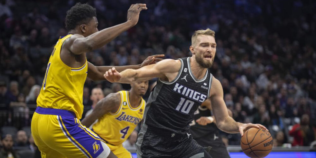 Unos Kings equilibrados se imponen 134-120 a los Lakers