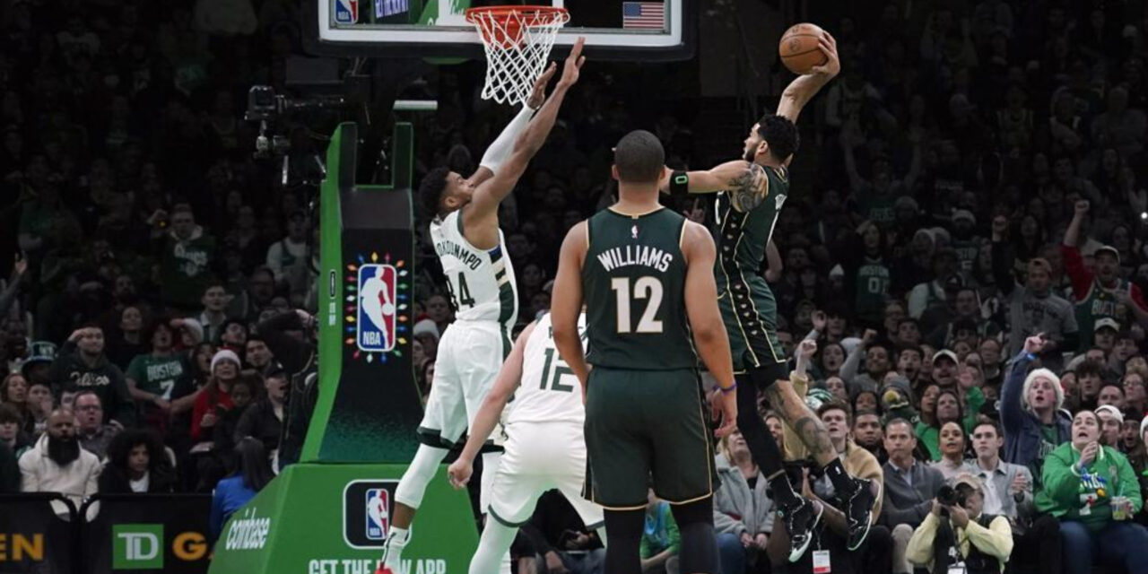 Celtics superan 139-118 a Bucks en duelo de líderes