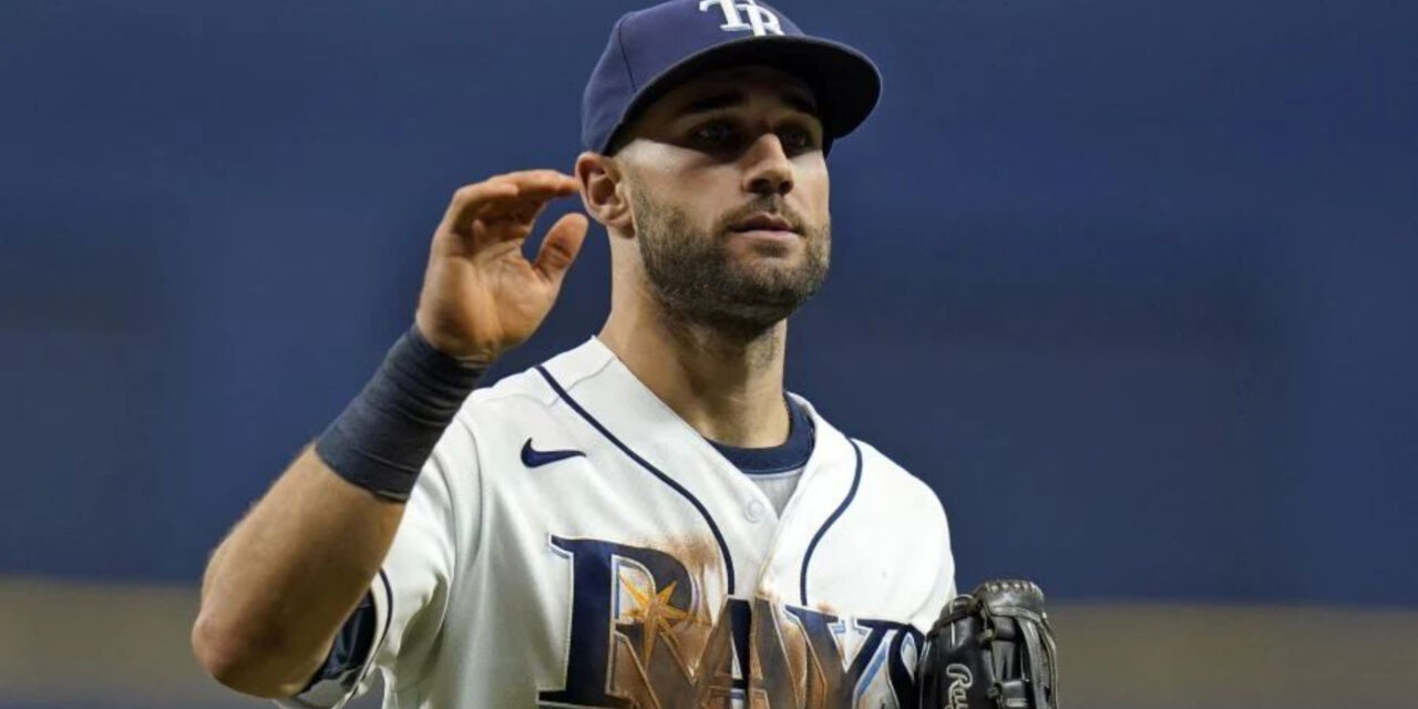 Kevin Kiermaier pacta con los Azulejos de Toronto