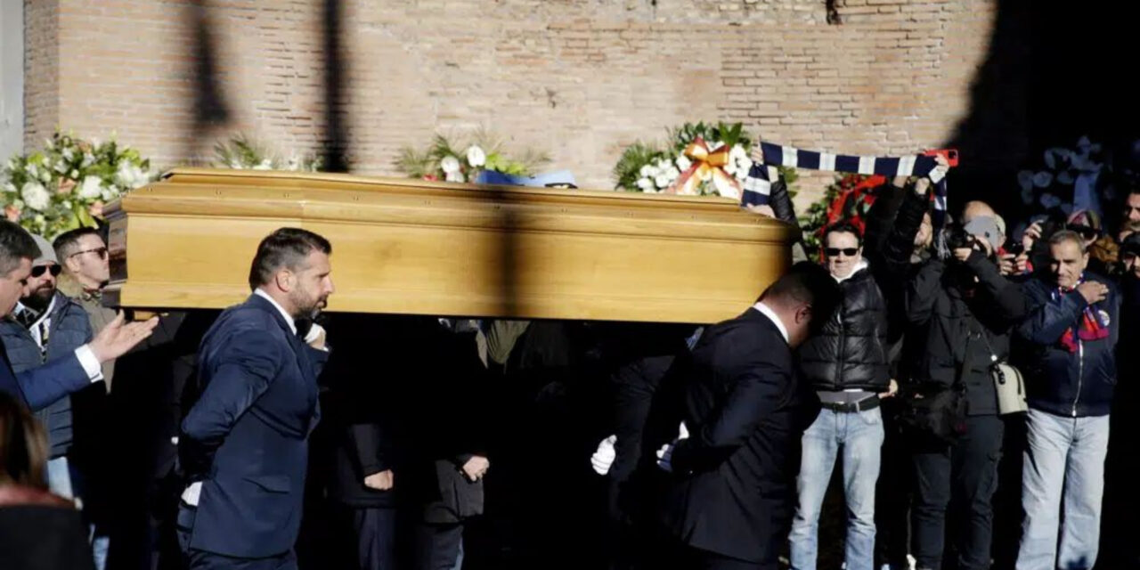 Lazio y Estrella Roja homenajean a Mihajlovic en su funeral