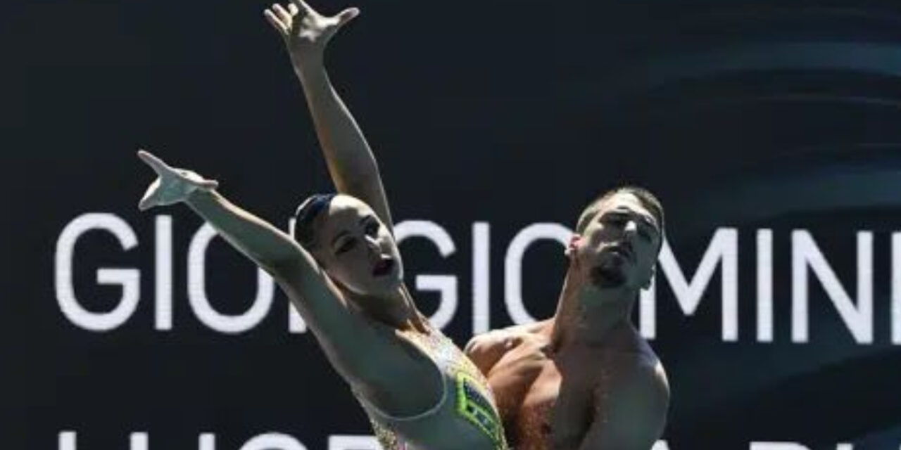 Los hombres podrán competir en natación artística olímpica