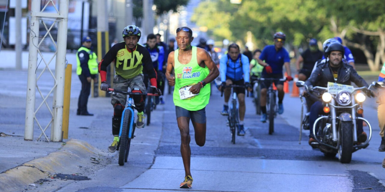 Levantan la mano africano para correr el maratón Baja California