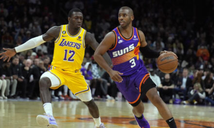 Paul anota 28 puntos y los Suns arrollan a Lakers 130-104