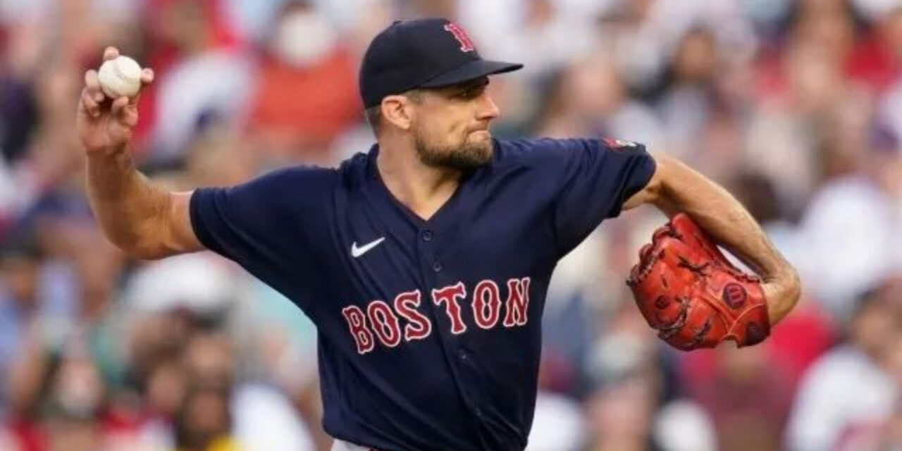 Nathan Eovaldi pacta con los Rangers