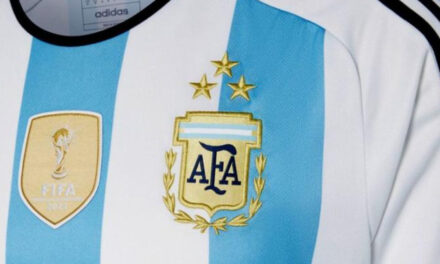 Argentina campeón del mundo: la nueva camiseta de la selección nacional con las tres estrellas doradas salió a la venta pero se agotó enseguida
