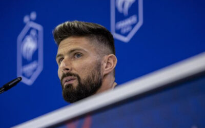 Giroud, el sustento de Mbappé