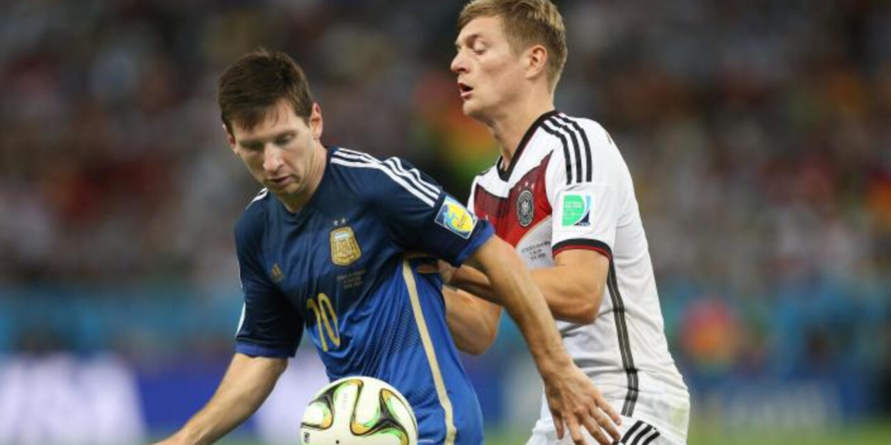 Kroos se rinde ante Messi: «Nunca he visto a un futbolista con tanta regularidad»