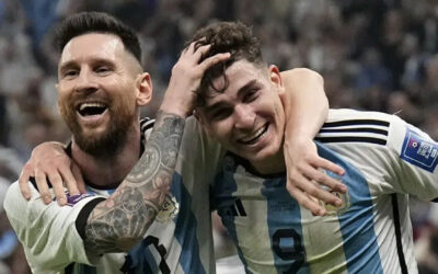 Álvarez revoluciona a Argentina rumbo a otra final