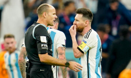 Messi y el dardo en contra de la FIFA y Mateu Lahoz, árbitro del Argentina contra Países Bajos