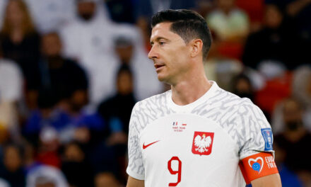 Lewandowski le tira al DT de Polonia tras eliminación en Qatar 2022