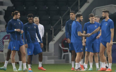 Francia se entrenó al completo en la víspera de la final ante Argentina
