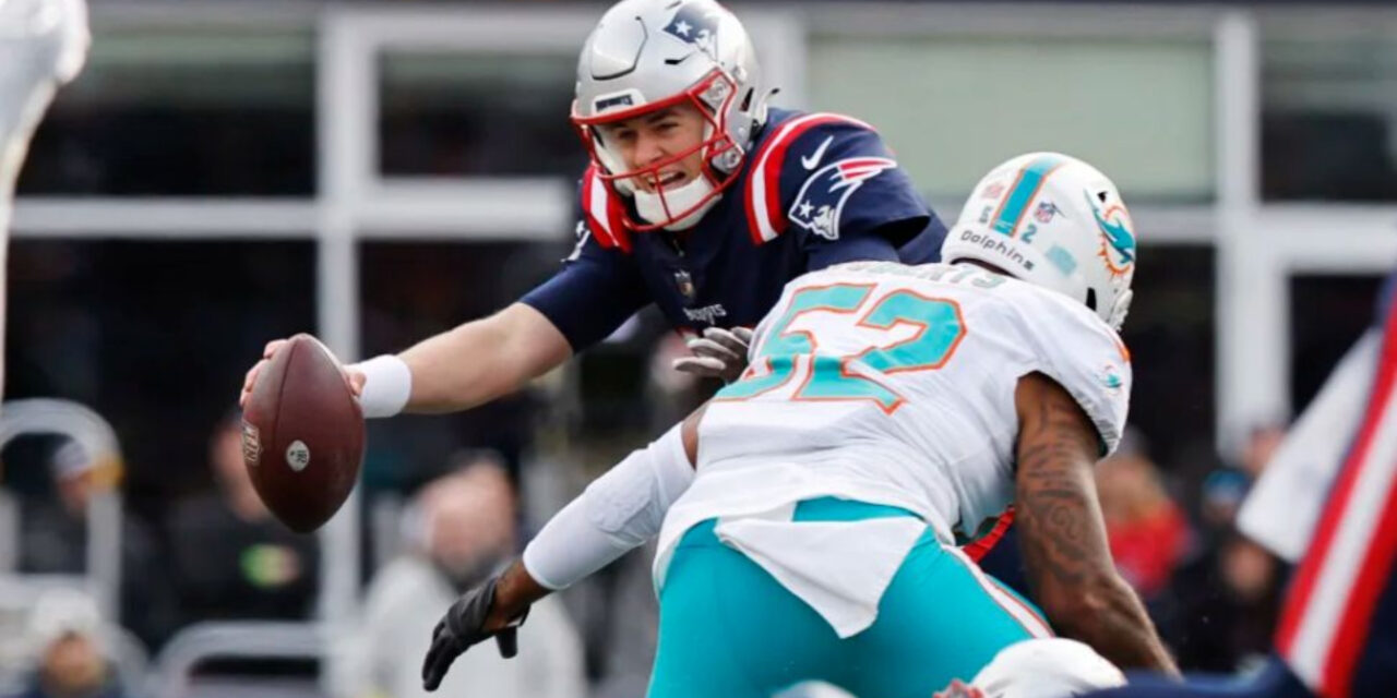 Patriots vencen 23-21 a Dolphins; aún aspiran a postemporada