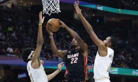 Butler anota 23; Heat supera a Cavaliers