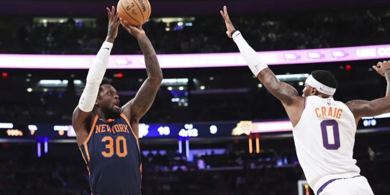 Con 28 puntos de Randle, Knicks aplastan a los Suns