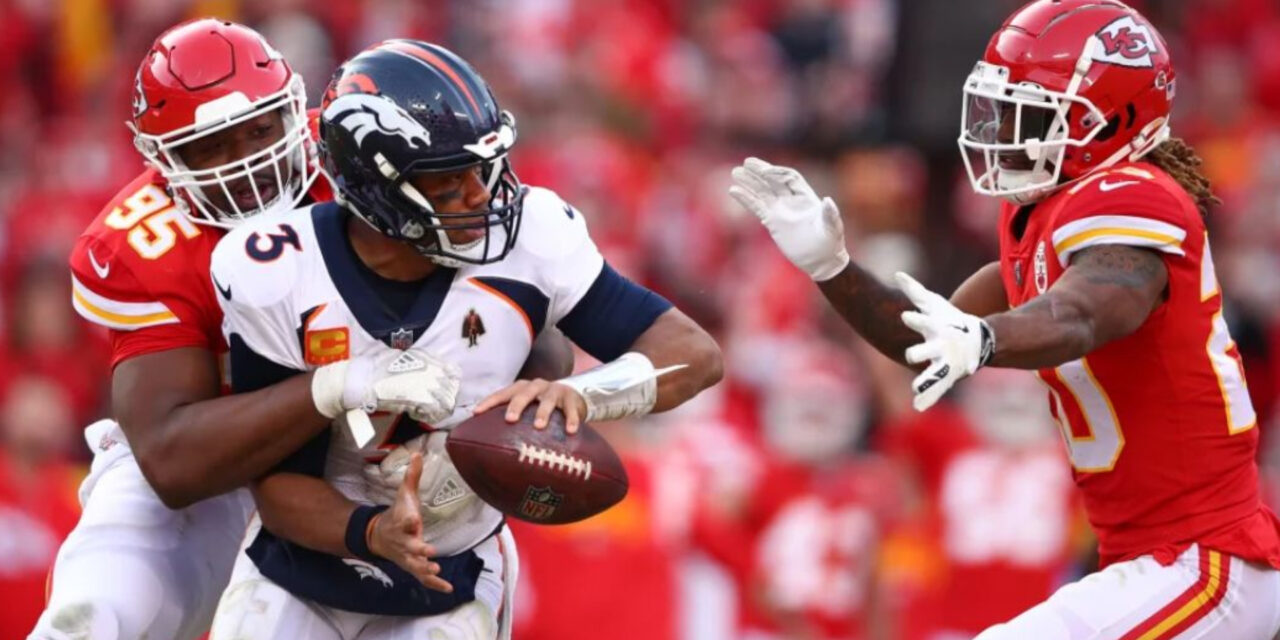 Chiefs doblegan 27-24 a Broncos tras superar inicio lento