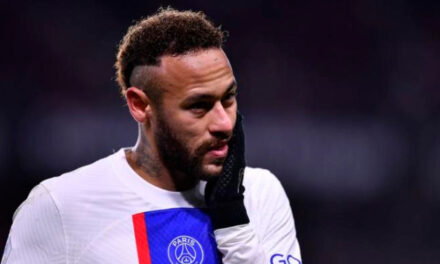 Neymar es “el mayor fracaso de la historia del fútbol”, según la durísima crítica de la prensa francesa