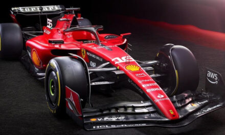 Leclerc y Sainz se entusiasman con el nuevo Ferrari