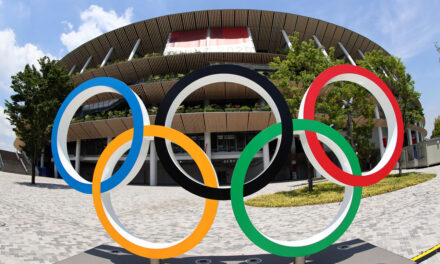 Empresa de Japón implicada en escándalo olímpico se disculpa