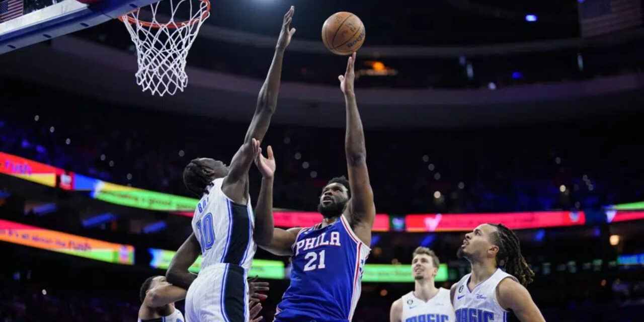 Embiid y Harden dan triunfo a 76ers sobre Magic