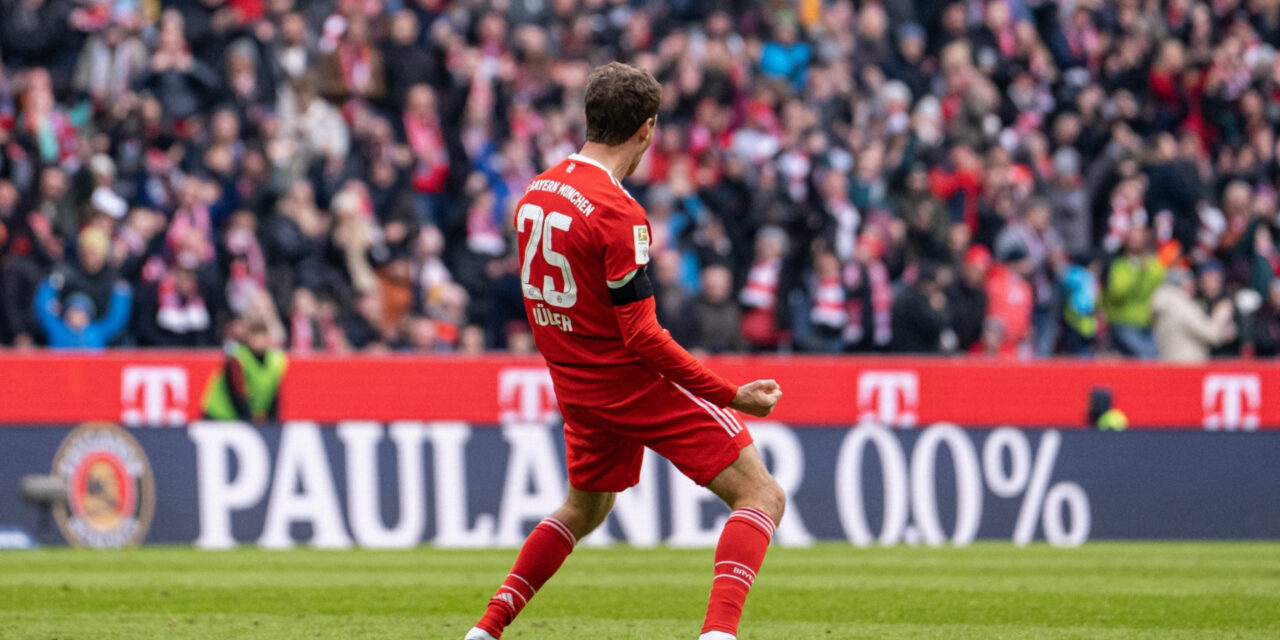 Müller rompe récord y celebra con gol en victoria del Bayern