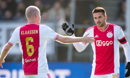 Ajax liga segundo triunfo; Edson fue titular