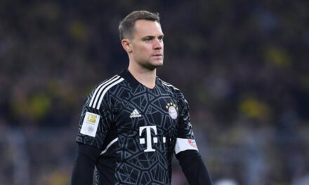 Bayern molesto con Neuer por criticar al club en entrevista