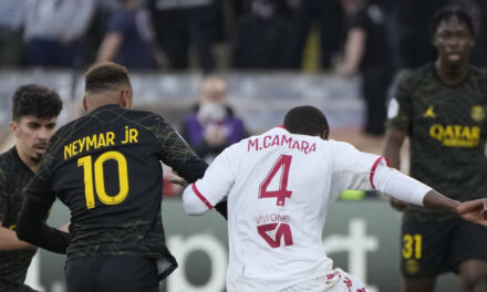 Un debilitado Paris Saint-Germain cae 3-1 con el Mónaco