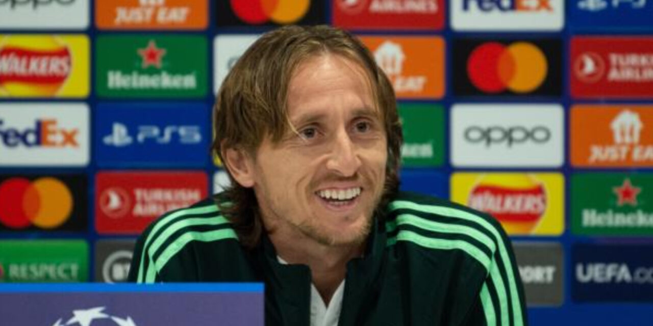 Modric: «Quiero merecer seguir, no que nadie me regale nada»