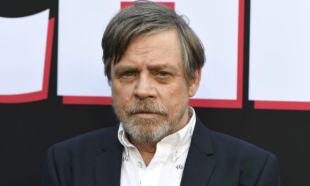 Mark Hamill, de Star Wars, presta voz para app que advierte bombardeos a Ucrania