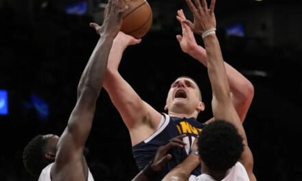 Jokic, Porter y Murray brillan; Nuggets vencen a Nets