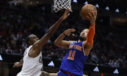 Brunson anota 48; Knicks doblegan a Cavs