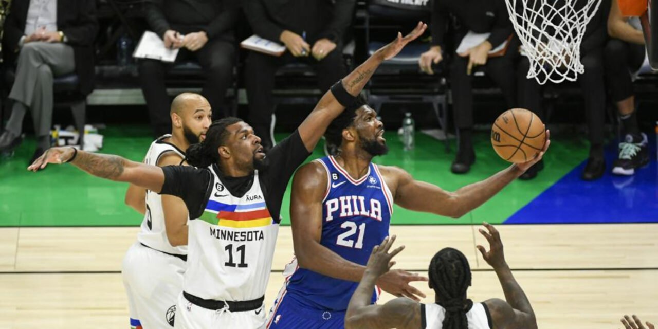 Embiid anota 39; sin Harden, 76ers vencen a Wolves