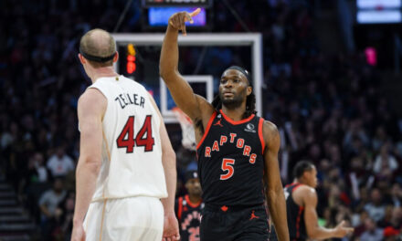 Barnes logra 22 puntos en triunfo de Raptors ante Heat