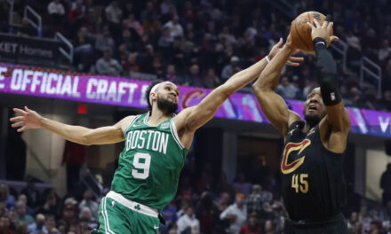 Cavaliers ganan, se aprovechan del cansancio de Celtics