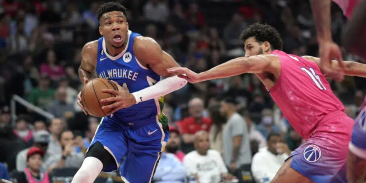 Con triple doble de Giannis, Bucks vencen a Wizards