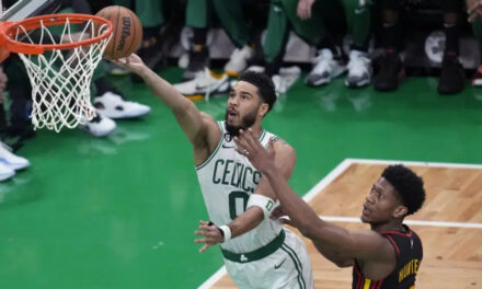 Celtics vencen a Hawks y amplían ventaja