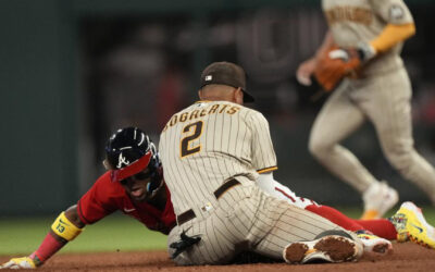 Bogaerts y Cruz dan victoria a Padres en casa de Bravos
