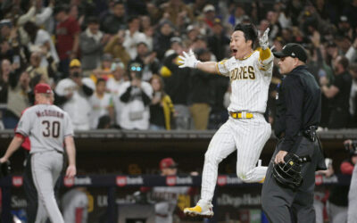 Padres vencen a Arizona con jonrones de Dahl y Kim en el 9no