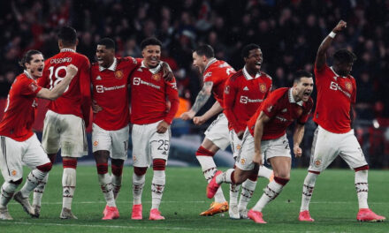 United vence en penales al Brighton en semis de la Copa