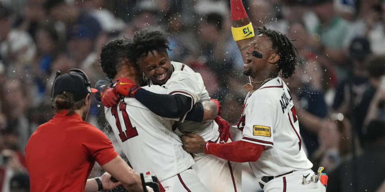 Albies remolca carrera en la 9na y Bravos evitan barrida ante Dodgers