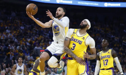 Curry y Warriors evitan eliminación; obligan a 6to partido ante Lakers