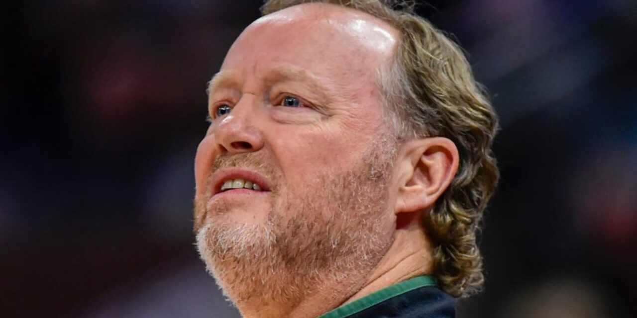 Bucks despiden a Budenholzer tras temprana eliminación