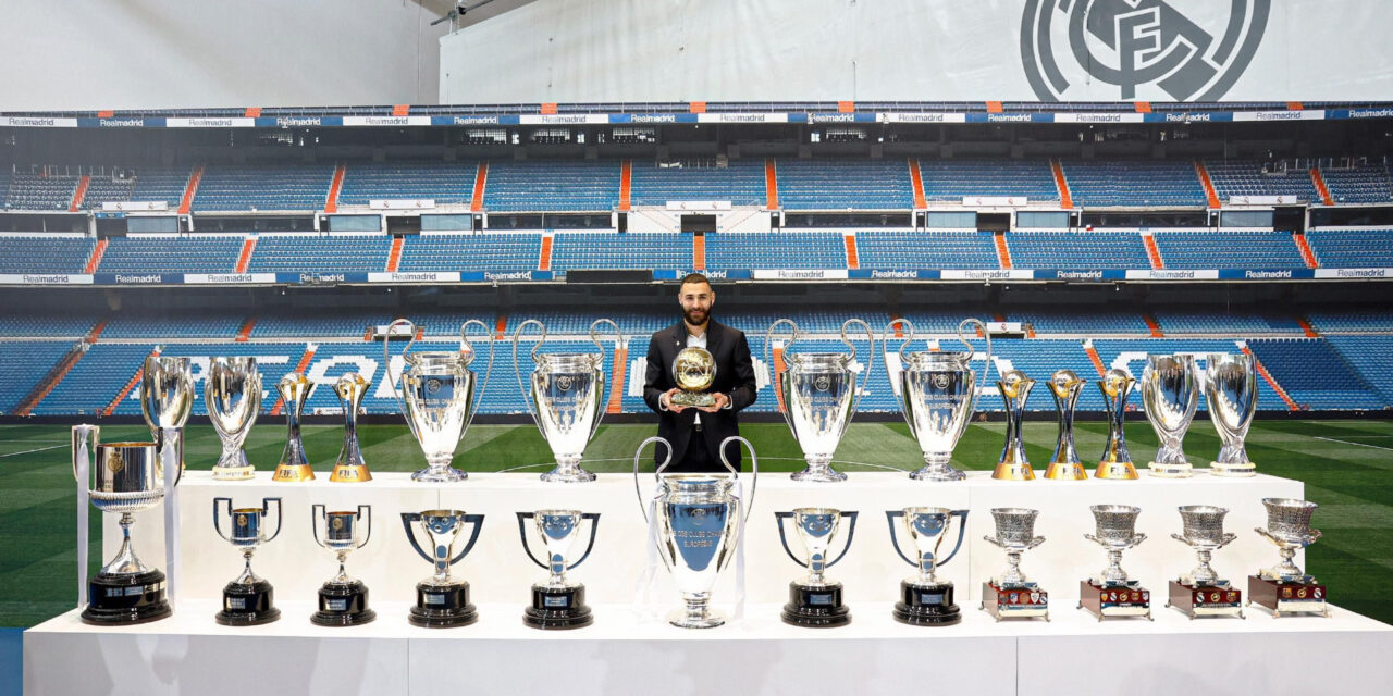 Benzema se despide de sus compañeros y del Real Madrid en una ceremonia