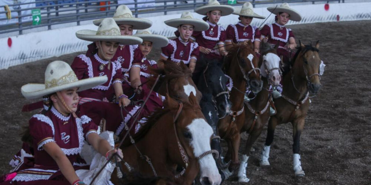 Acapara Baja California plata y bronce en escaramuzas infantil B