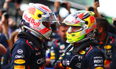 Verstappen se impone en una carrera sprint perfecta para Red Bull