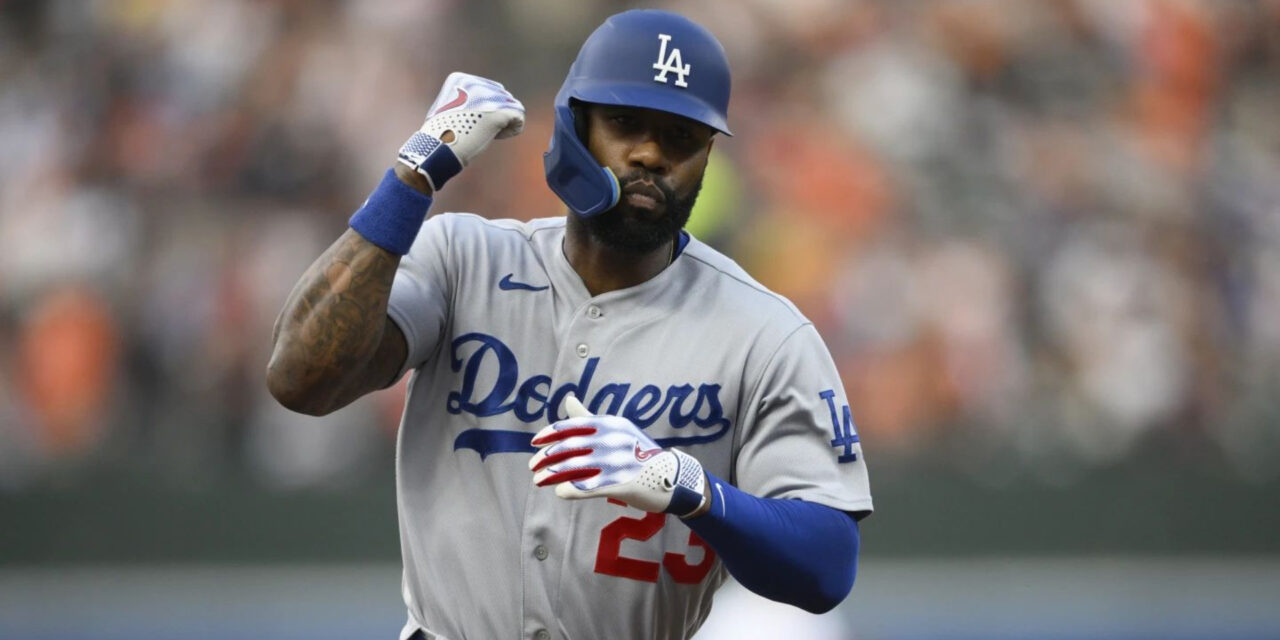 Heyward conecta jonrón de 3 carreras; Dodgers apalean 10-3 a Orioles